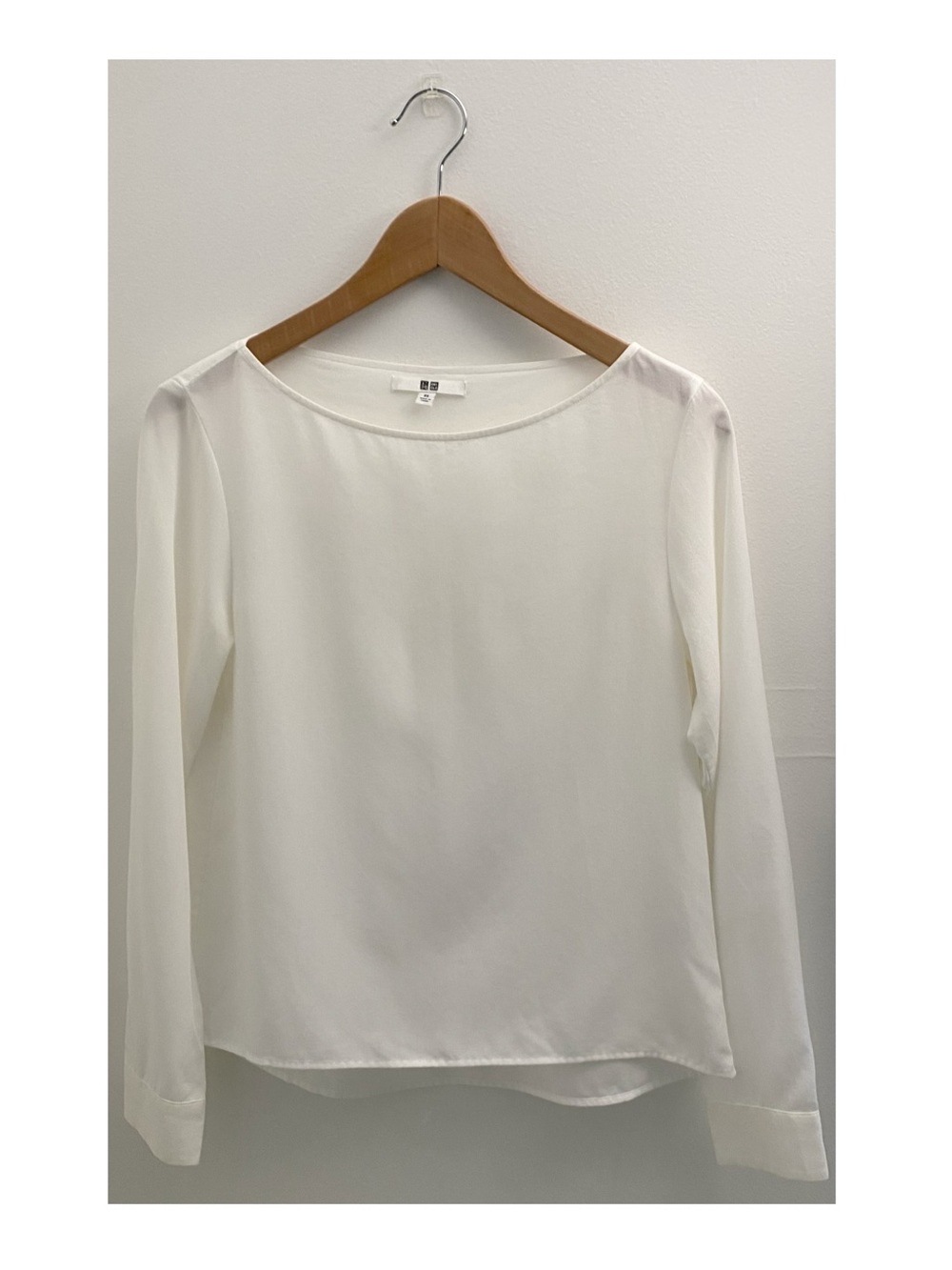 Uniqlo White Long-Sleeve Boatneck Blouse Size XS